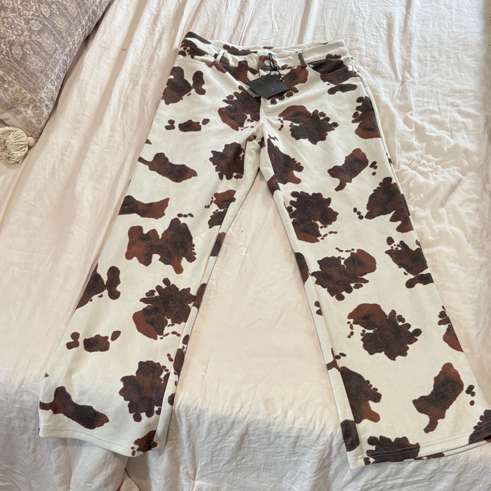 NWT Cow Print Wide-Leg Pants